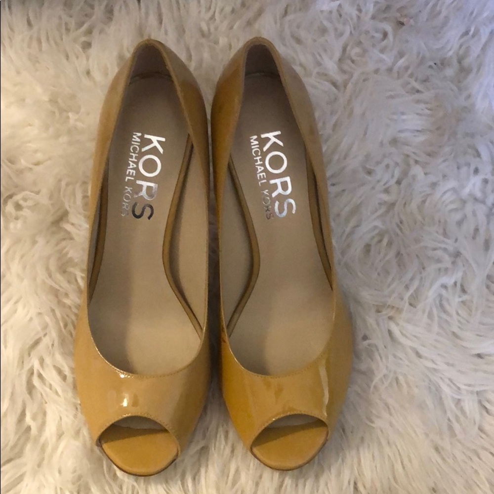 High heeled shoes